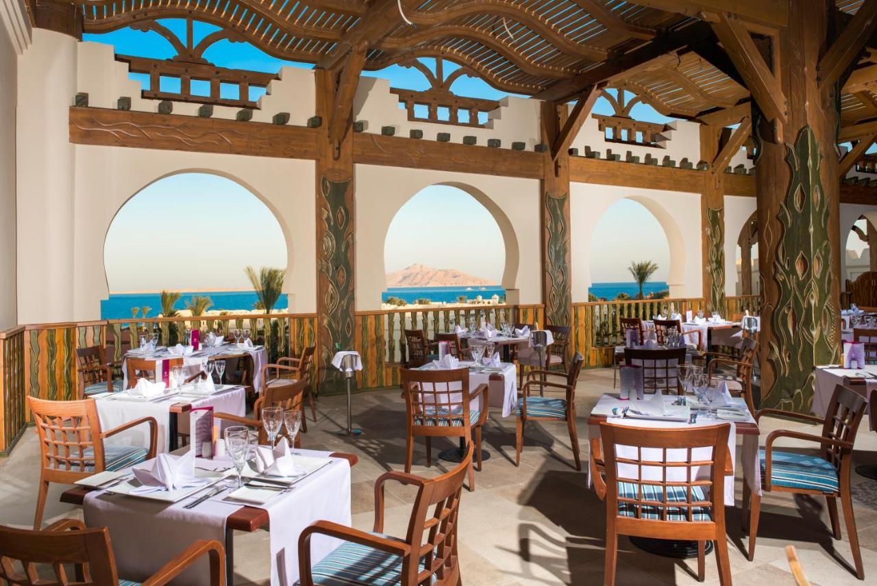 Charmillion Club Resort Sharm El-Sheikh Exterior foto Restaurant at the Hilton Sharm El Sheikh