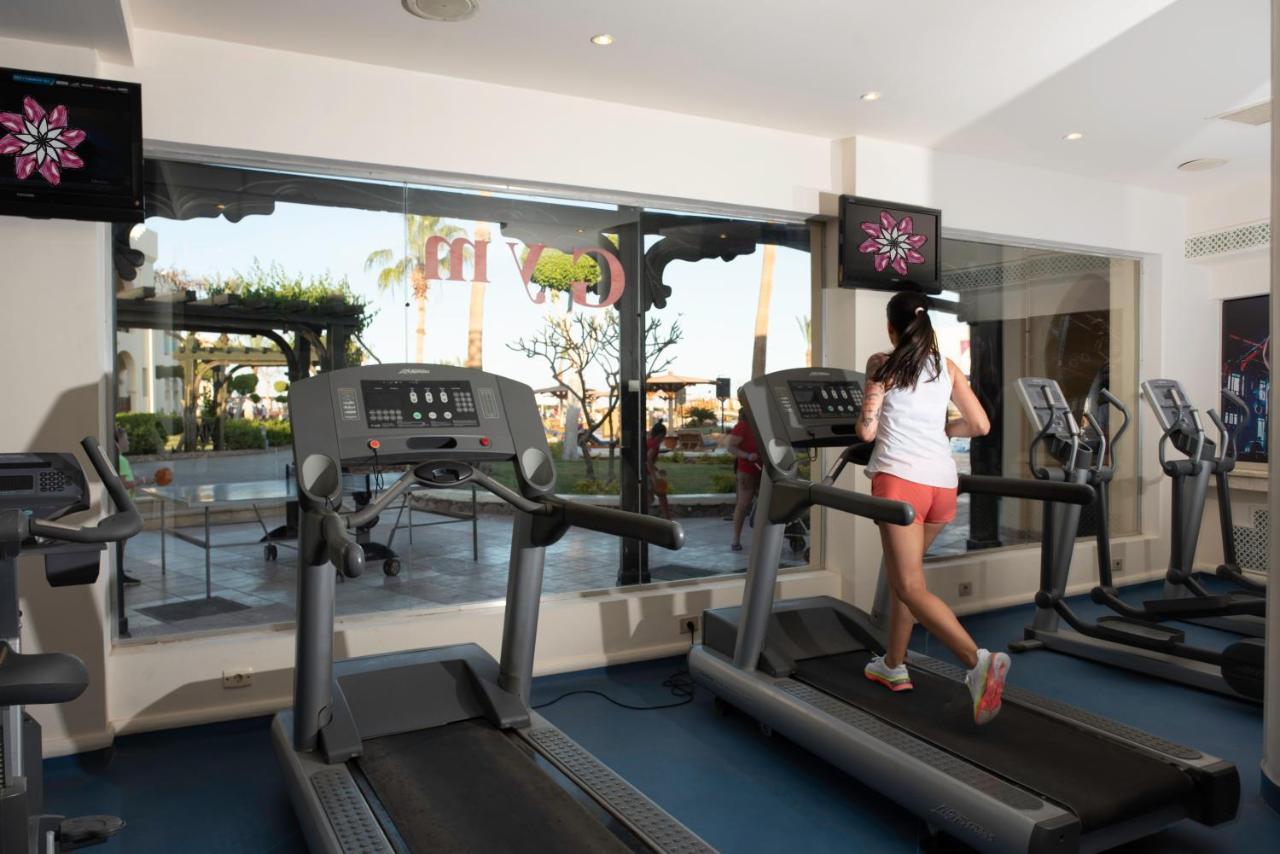 Charmillion Club Resort Sharm El-Sheikh Exterior foto The gym at the hotel