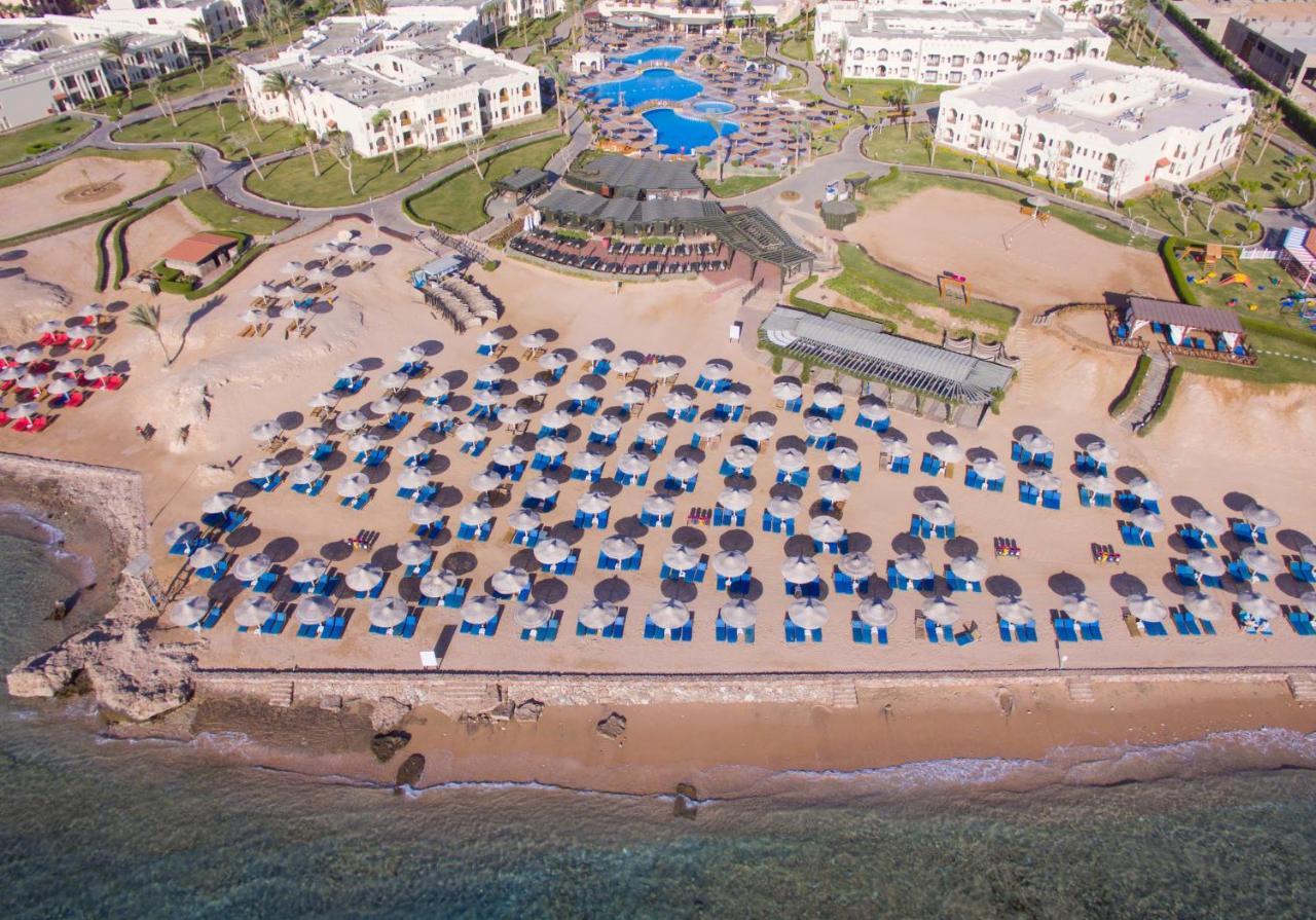 Charmillion Club Resort Sharm El-Sheikh Exterior foto Aerial view of the beach