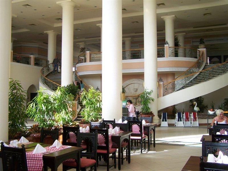 Charmillion Club Resort Sharm El-Sheikh Exterior foto The lobby of the Grand Hotel